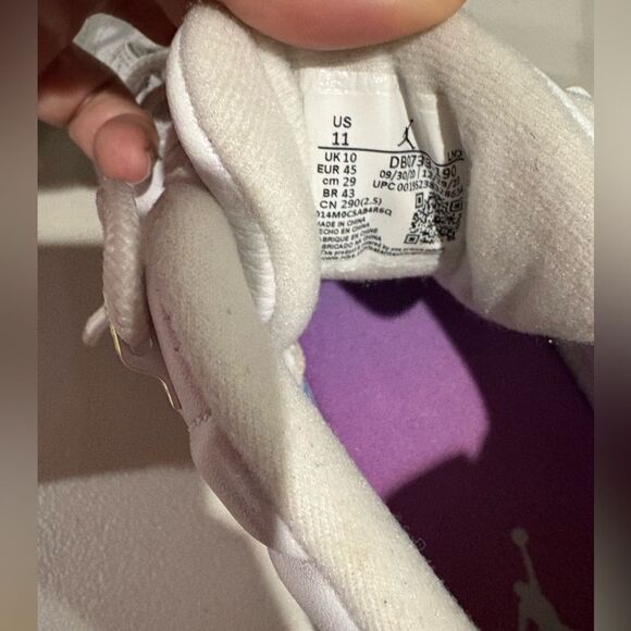 Air Jordan 12 Retro Low Easter Sneakers White size 11 - Picture 4 of 8